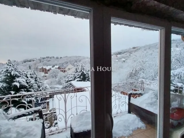 Eladó ház Szentendre 215 nm