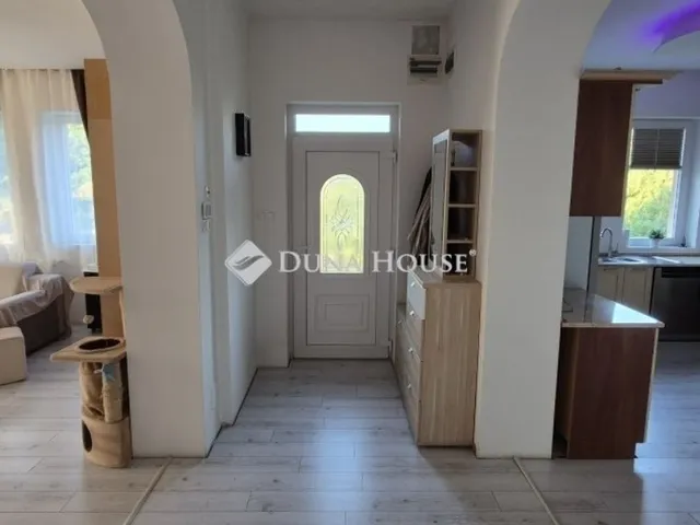 Eladó ház Monor 267 nm