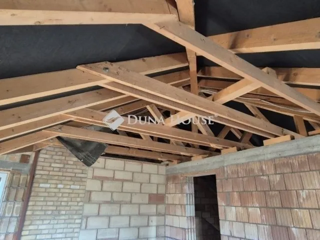 Eladó ház Monor 267 nm