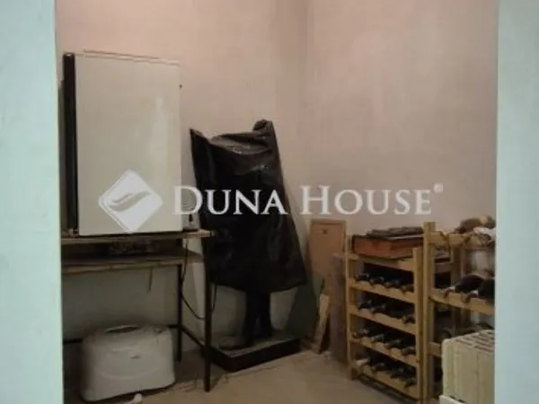 Eladó ház Monor 267 nm