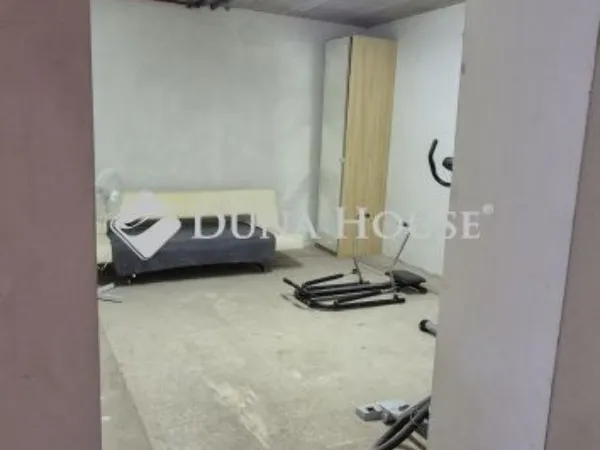 Eladó ház Monor 267 nm