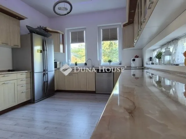 Eladó ház Monor 267 nm