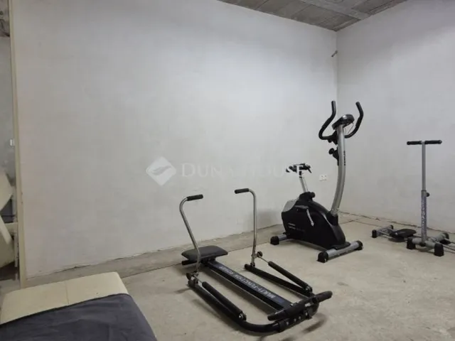 Eladó ház Monor 267 nm