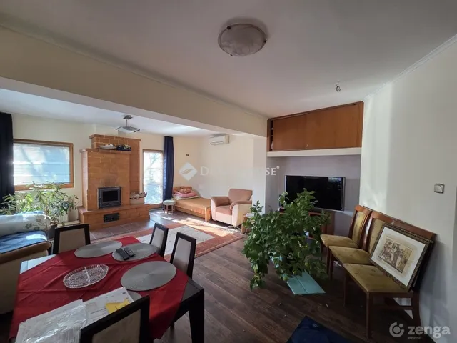 Eladó ház Leányfalu 210 nm