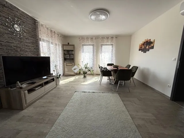 Eladó ház Péteri 127 nm