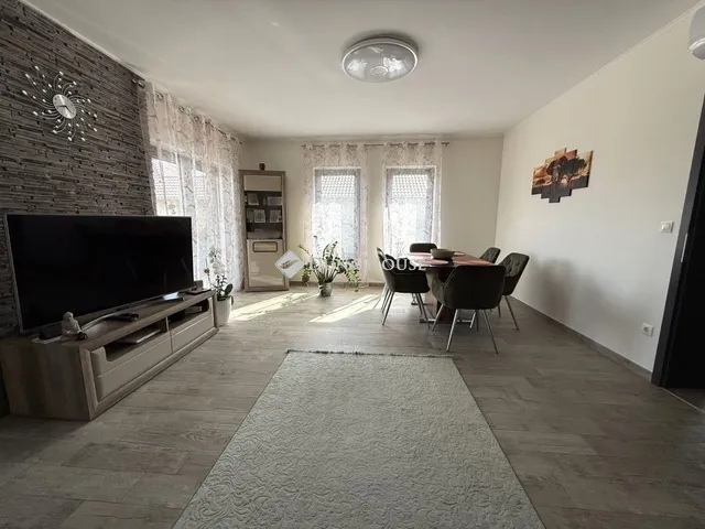 Eladó ház Péteri 127 nm