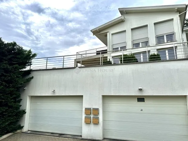 Eladó lakás Budaörs 98 nm