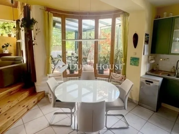 Eladó ház Telki 200 nm