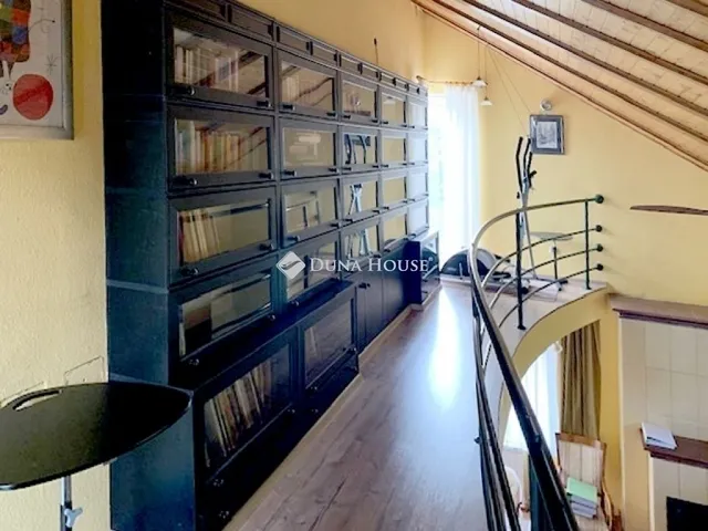 Eladó ház Telki 200 nm