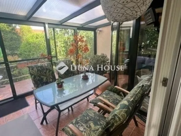 Eladó ház Telki 200 nm