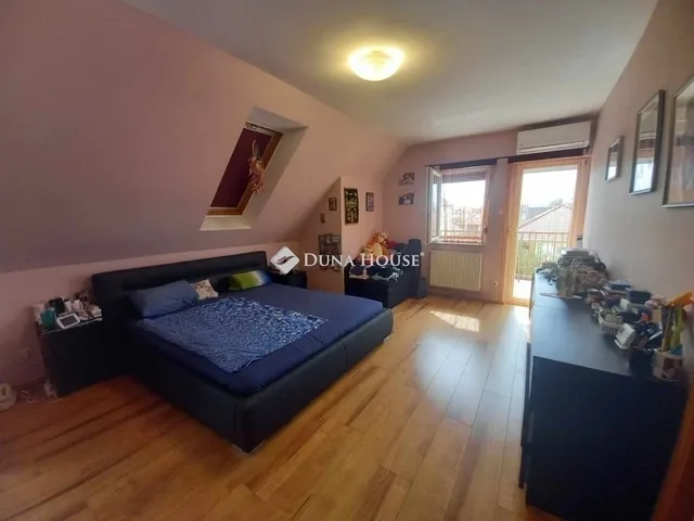 Eladó ház Vecsés 265 nm