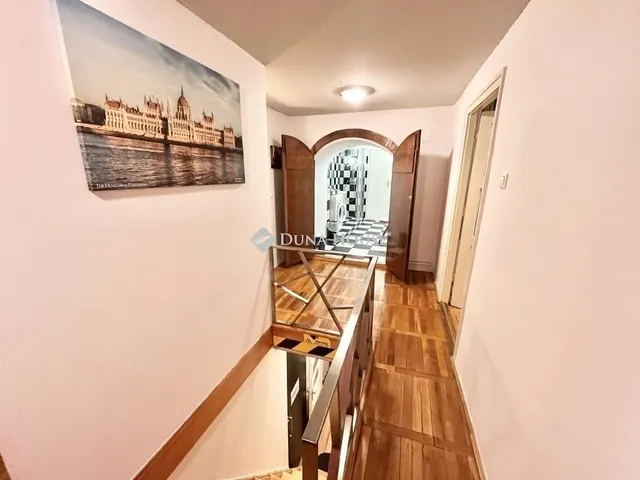 Eladó lakás Budapest V. kerület 79 nm