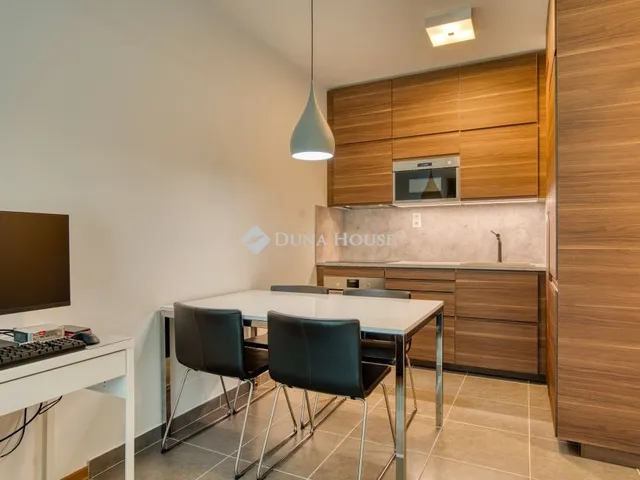 Eladó lakás Budapest XI. kerület, Madárhegy 42 nm