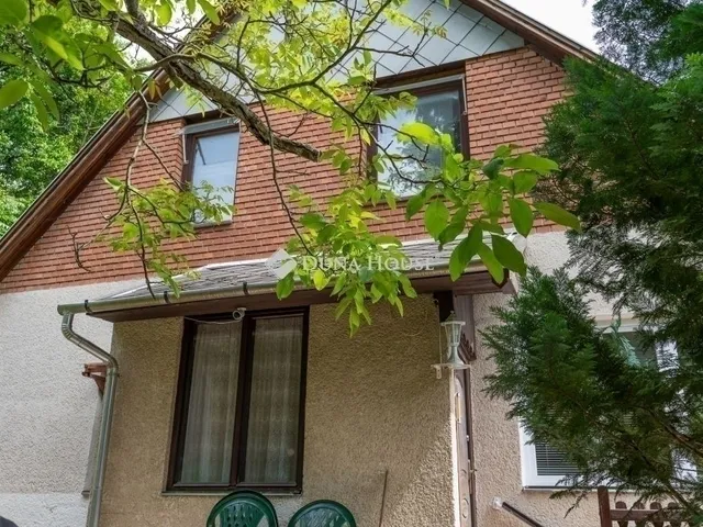 Eladó ház Budapest III. kerület, Újlak III. ker. 270 nm