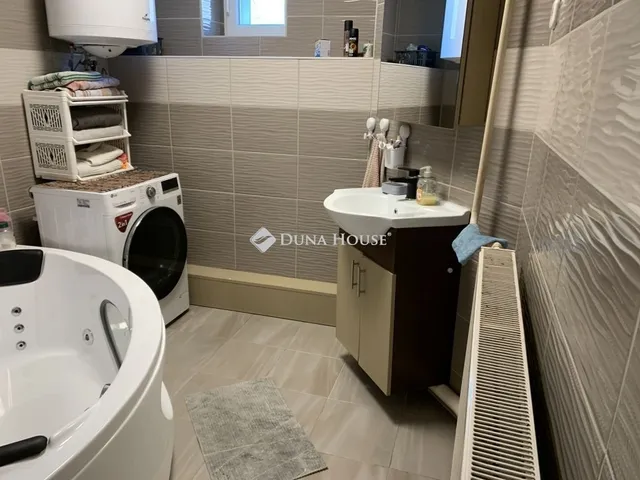 Eladó ház Őrbottyán 210 nm