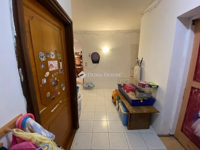 Eladó ház Budaörs 270 nm