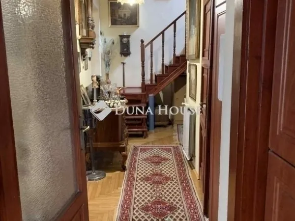 Eladó ház Vecsés 265 nm