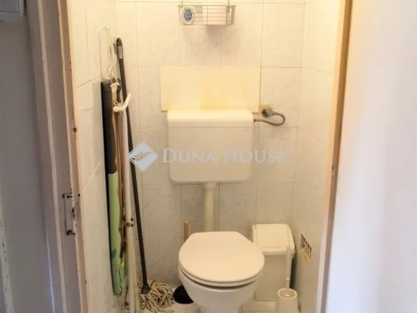 Eladó ház Pomáz 340 nm