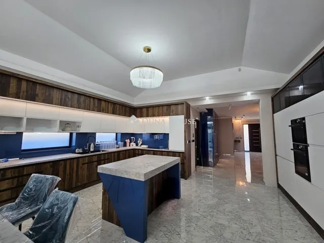 Eladó ház Alsónémedi 259 nm