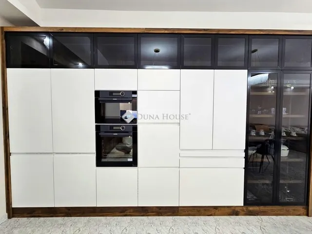 Eladó ház Alsónémedi 259 nm