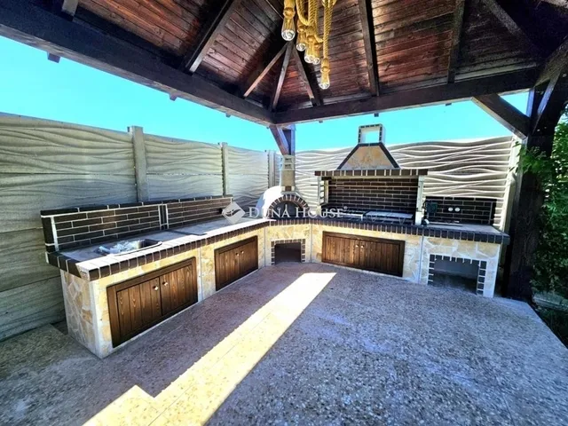 Eladó ház Alsónémedi 259 nm