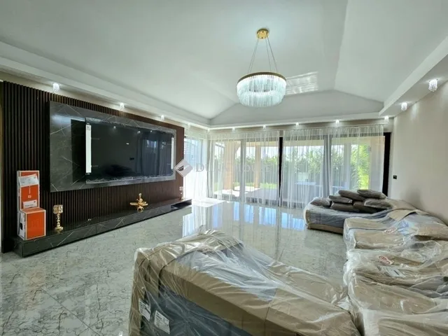 Eladó ház Alsónémedi 259 nm