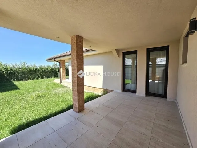 Eladó ház Alsónémedi 259 nm