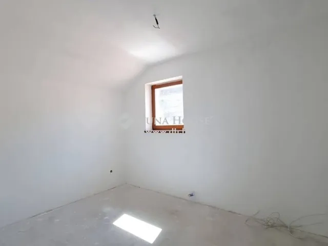 Eladó lakás Vác 117 nm