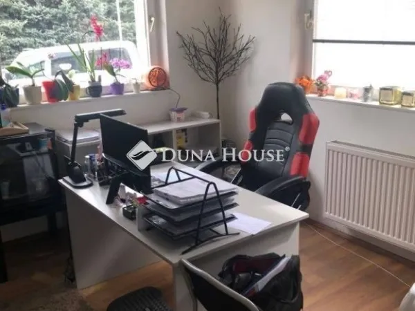 Eladó kereskedelmi és ipari ingatlan Hernád 1300 nm