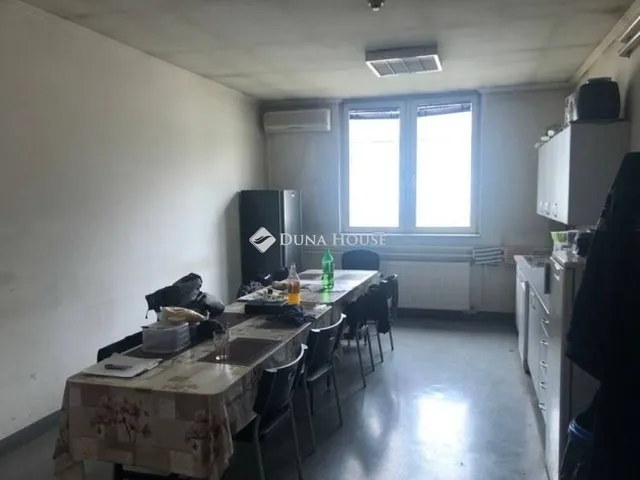 Eladó kereskedelmi és ipari ingatlan Hernád 1300 nm