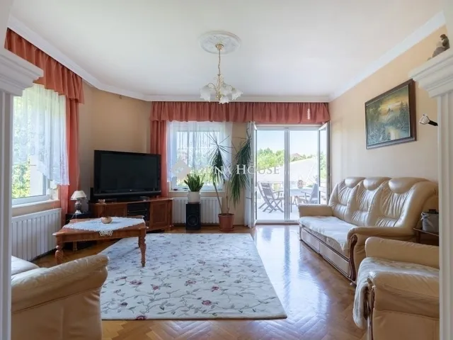 Eladó ház Halásztelek 305 nm