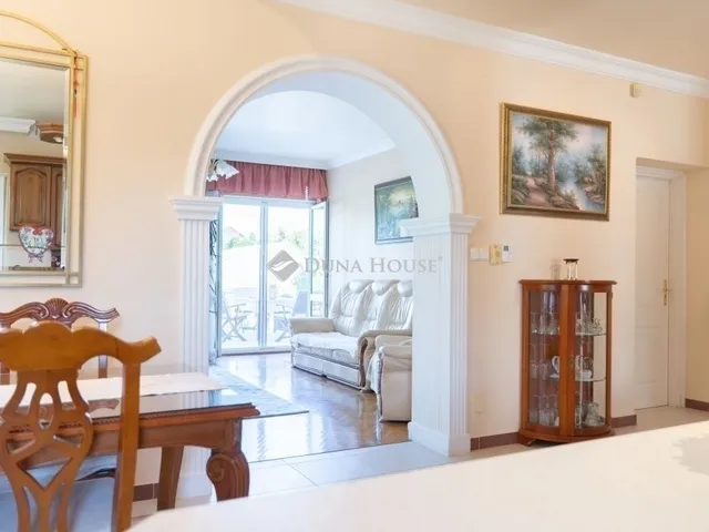 Eladó ház Halásztelek 305 nm