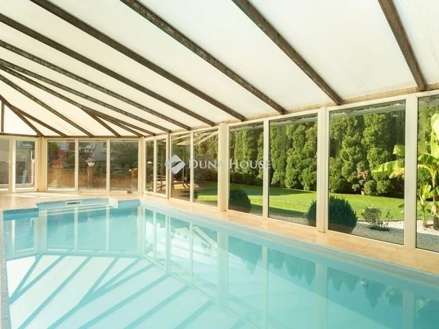 Eladó ház Halásztelek 305 nm