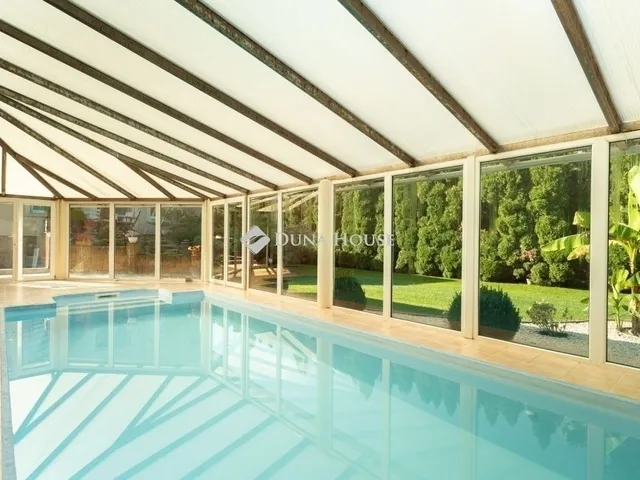 Eladó ház Halásztelek 305 nm