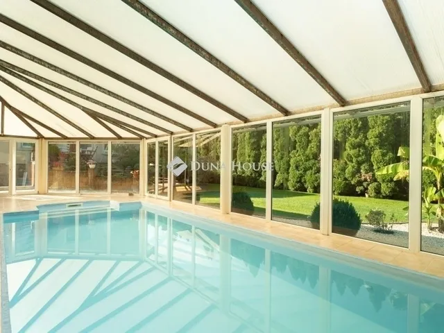 Eladó ház Halásztelek 305 nm