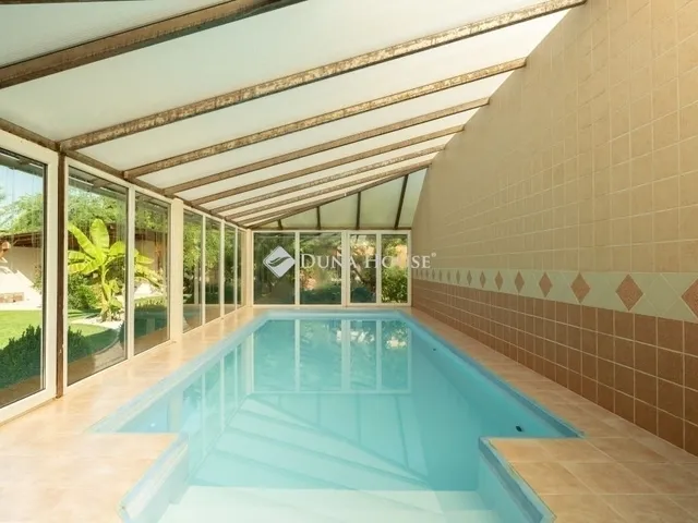 Eladó ház Halásztelek 305 nm