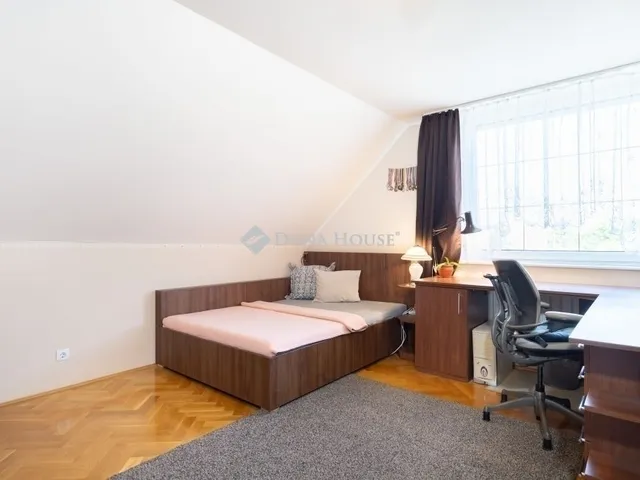 Eladó ház Halásztelek 305 nm