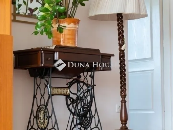 Eladó ház Halásztelek 305 nm