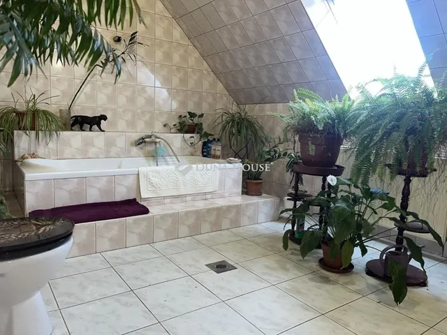 Eladó ház Szentendre 274 nm