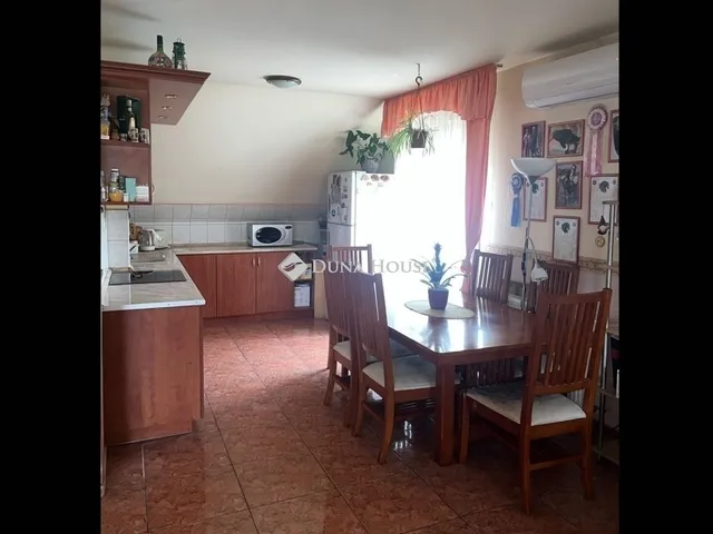 Eladó ház Szentendre 274 nm