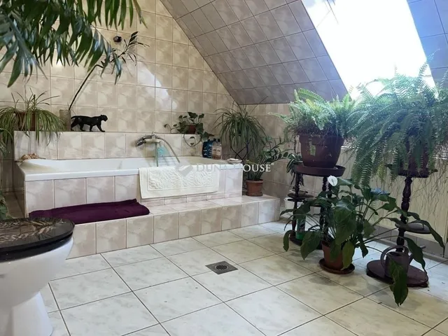 Eladó ház Szentendre 274 nm