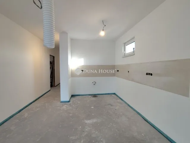 Eladó ház Alsónémedi 161 nm
