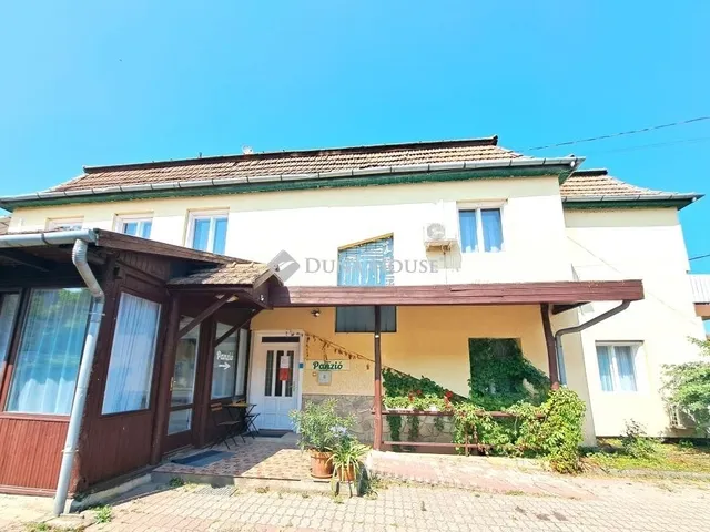 Eladó kereskedelmi és ipari ingatlan Galgahévíz 826 nm