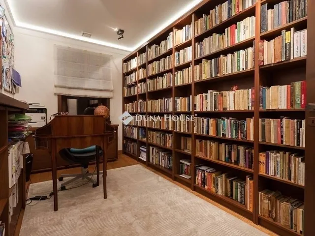 Eladó ház Taksony 220 nm