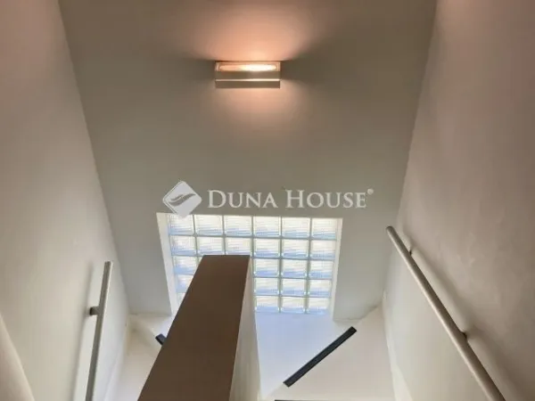 Eladó ház Érd 182 nm