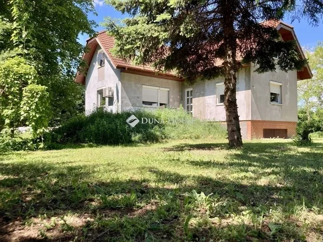 Eladó ház Érd 182 nm