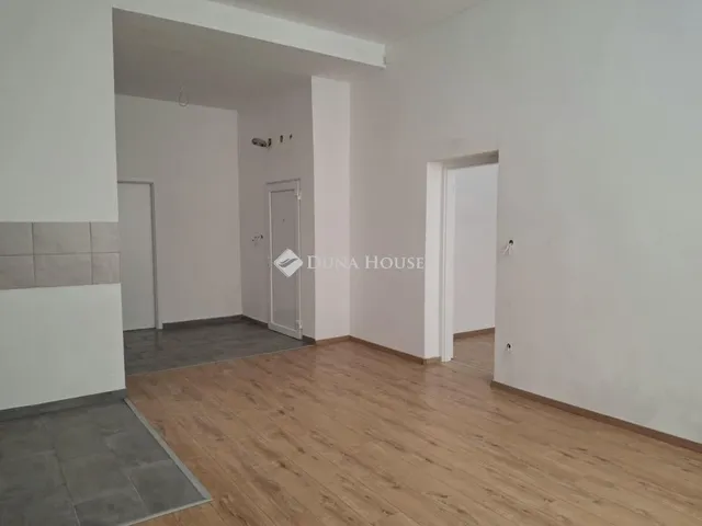 Eladó lakás Budapest VI. kerület 60 nm