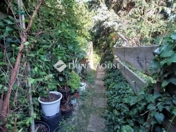 Eladó lakás Budapest II. kerület, Széphalom 37 nm