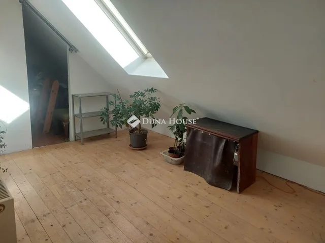 Eladó lakás Budapest II. kerület, Széphalom 37 nm