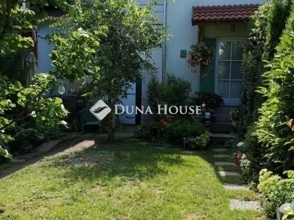 Eladó lakás Budapest II. kerület, Széphalom 37 nm